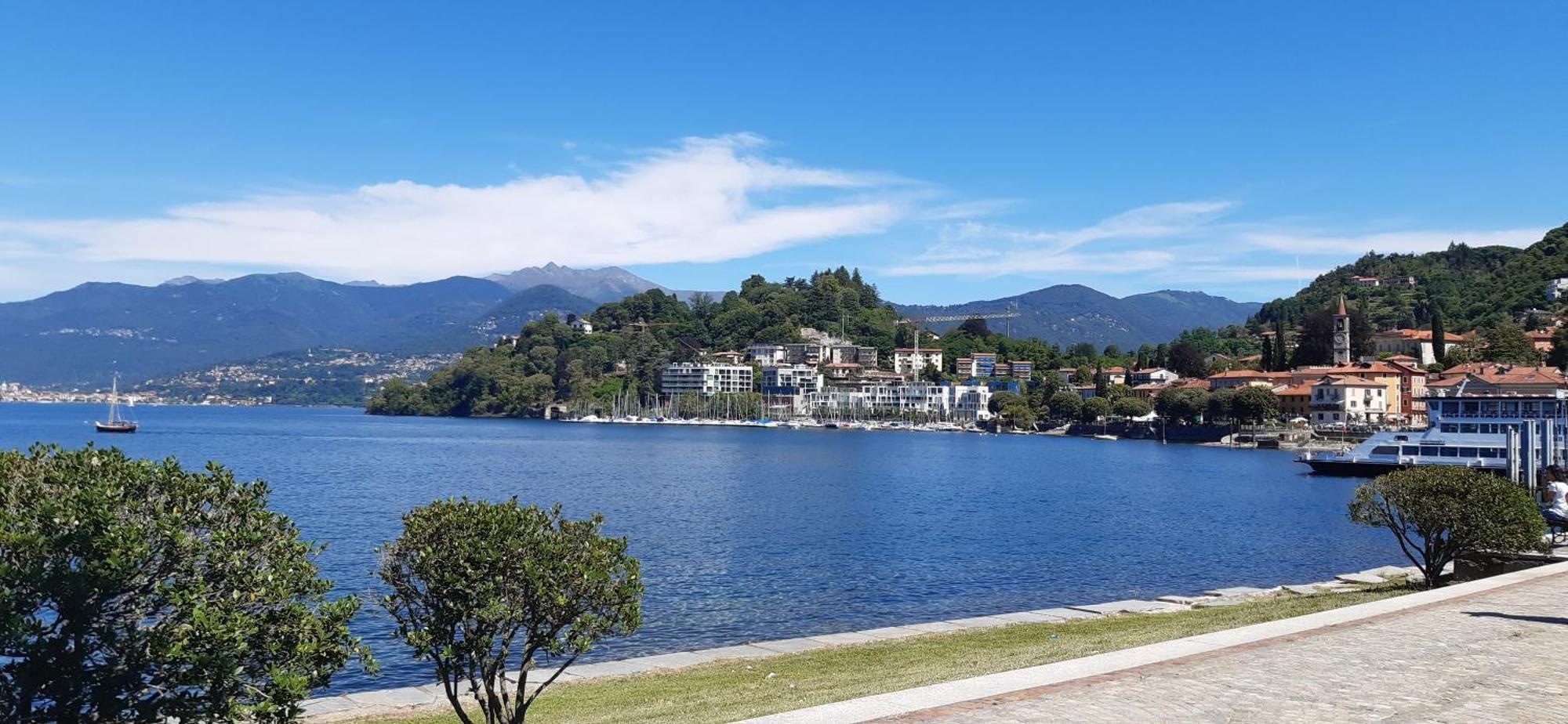 Appartamento Il Blu Di Laveno-Mombello Esterno foto
